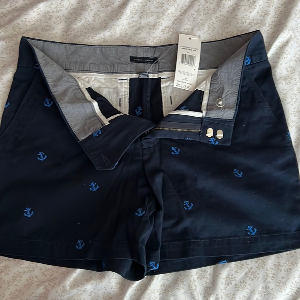 Tommy Hilfiger Classic Chino Navy Blue Shorts Embroidered Anchor Pattern Size 6
